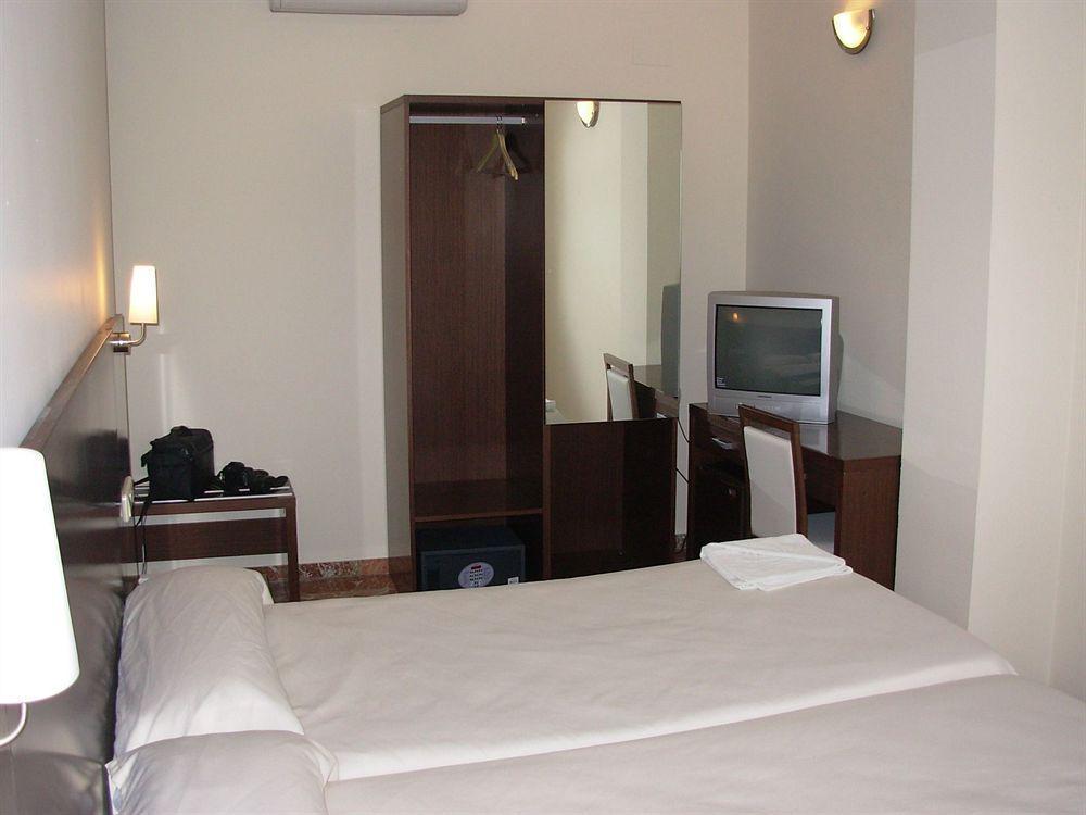 Hotel Marina Huelva Esterno foto